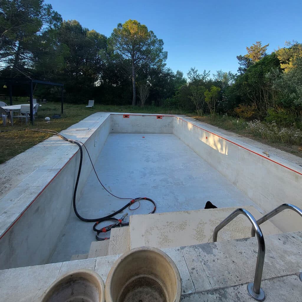 photo avant étanchéité piscine sur Orange 2