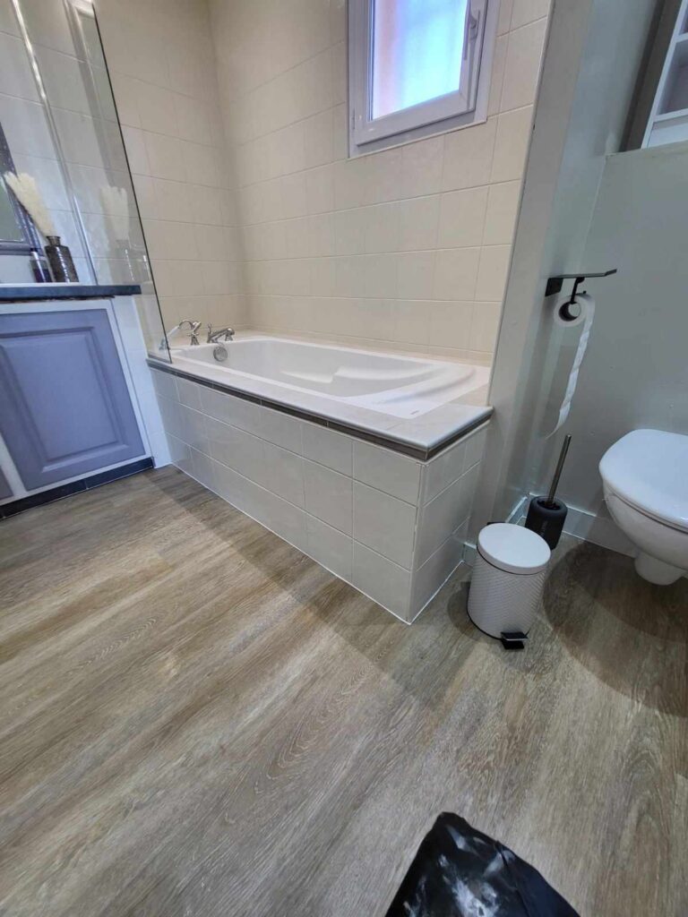 photo après rénovation salle de bain sur Orange première image