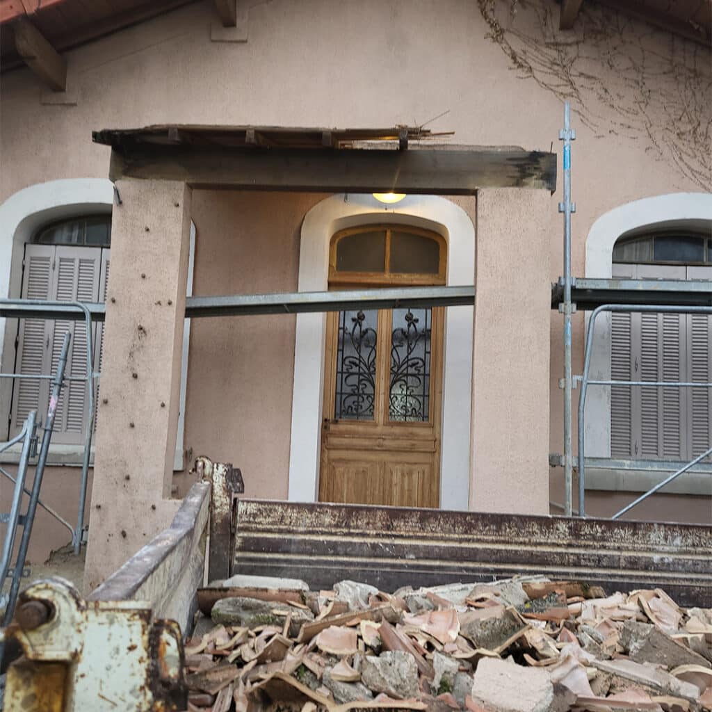 photo avant rénovation de façade dans le vaucluse