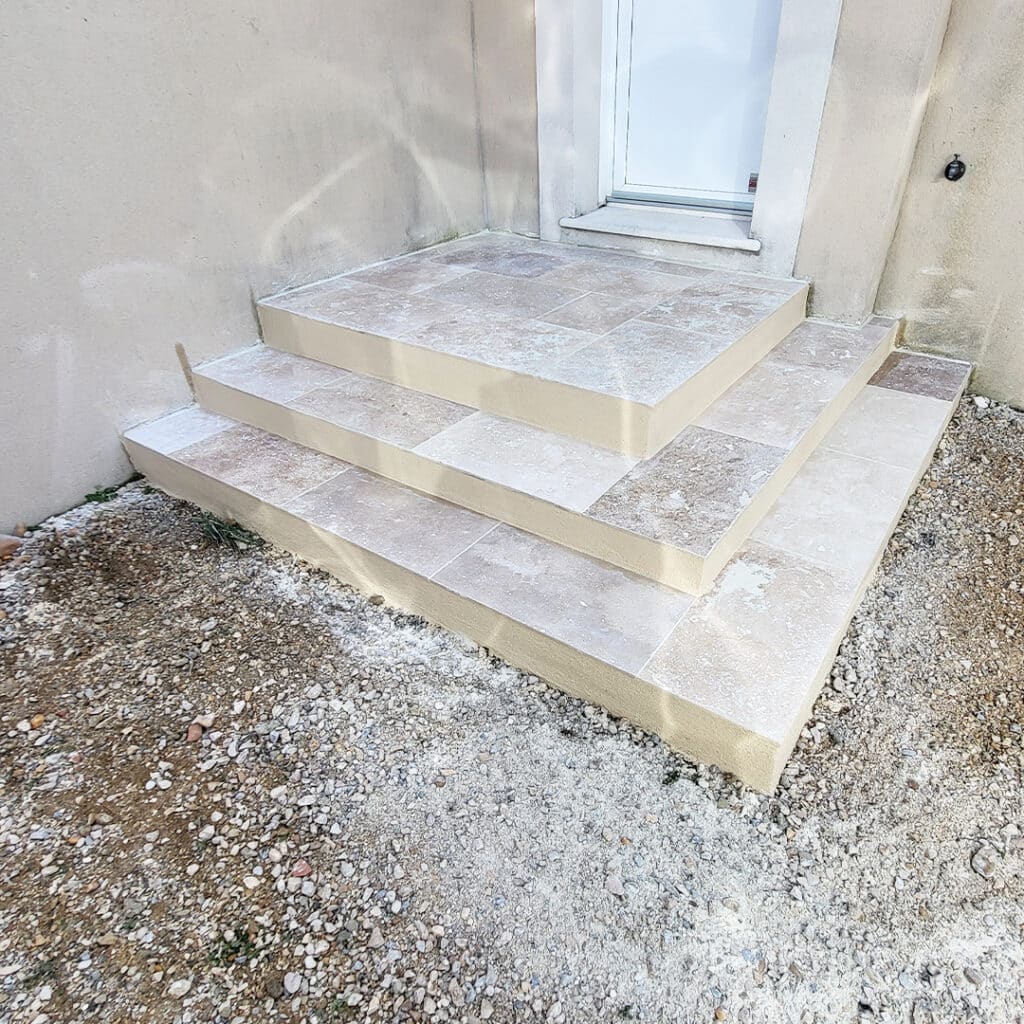 Photo après agrandissement du perron