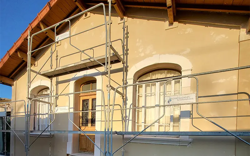 Ravalement de façade réalisé par A2M Rénovation à Orange, Vaucluse