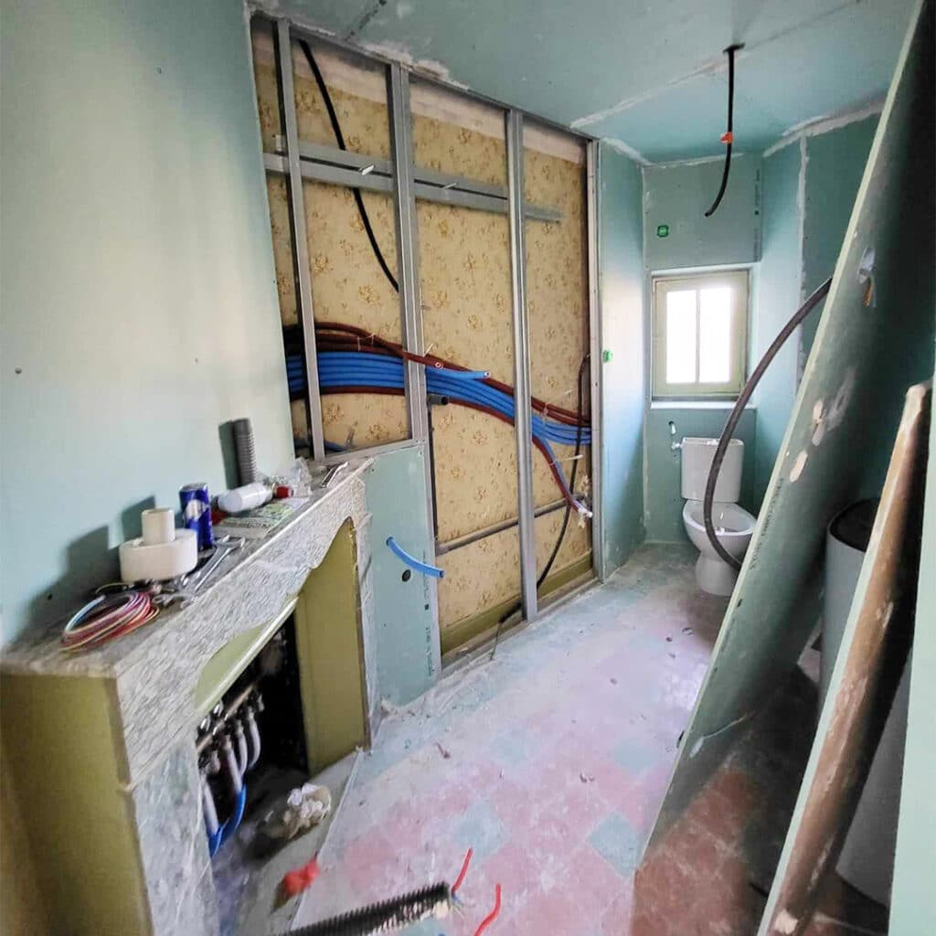 photo durant les travaux réseaux plomberie